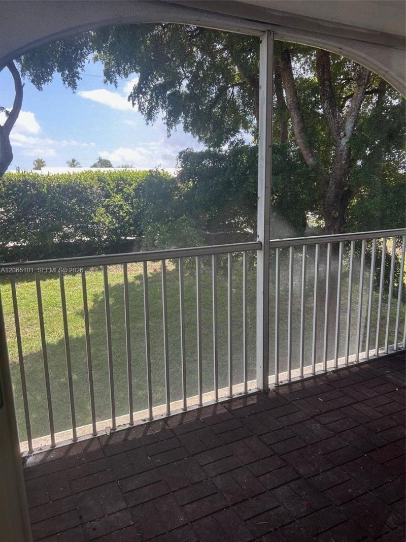 815 W Boynton Beach Blvd, Unit 2-202, Boynton Beach, FL 33426 Photo