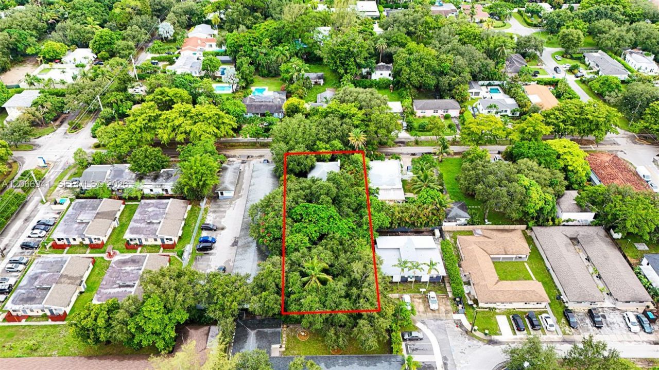 753 NE 121st St , North Miami, FL 33161 Photo