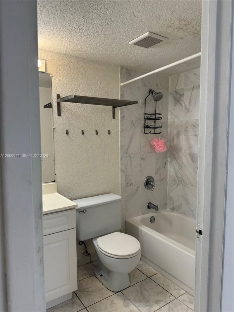 Please Call For Address, Unit D24, Miami Lakes, FL 33014 Photo