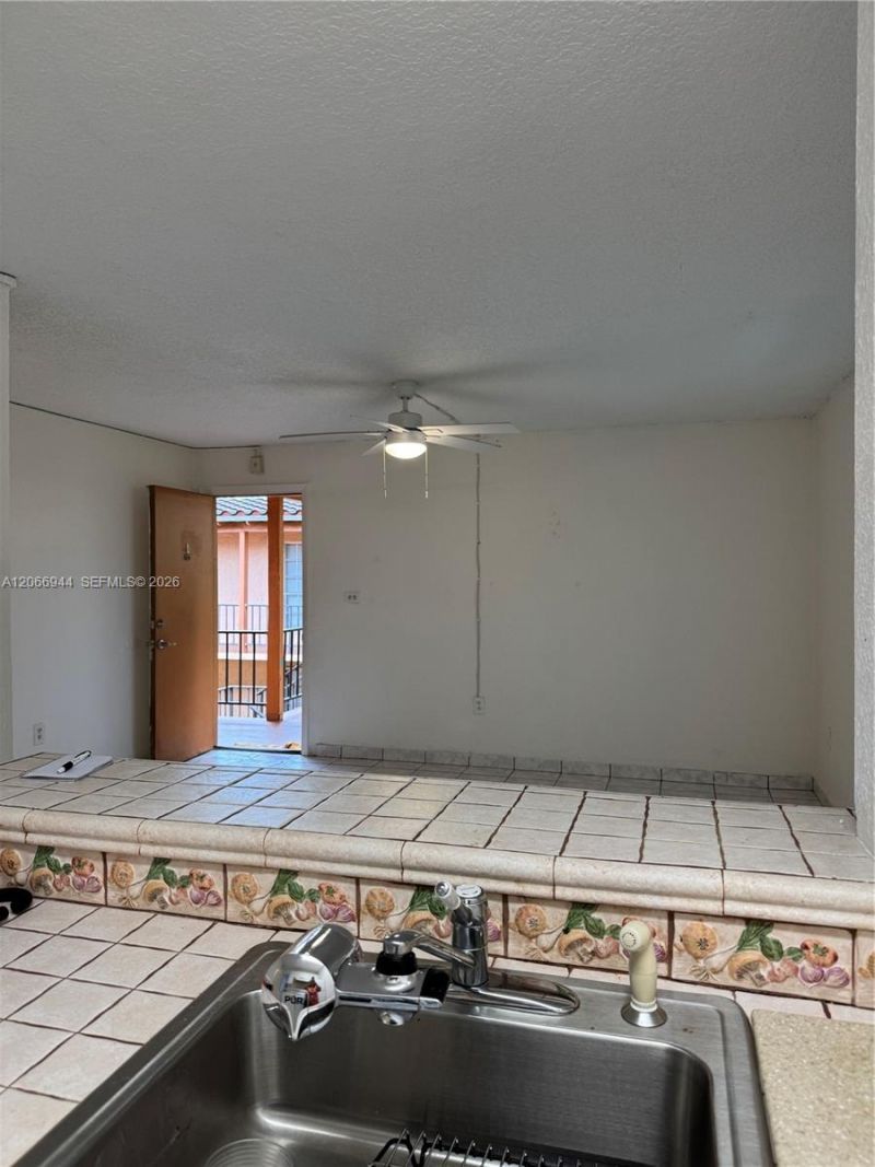 Please Call For Address, Unit D24, Miami Lakes, FL 33014 Photo