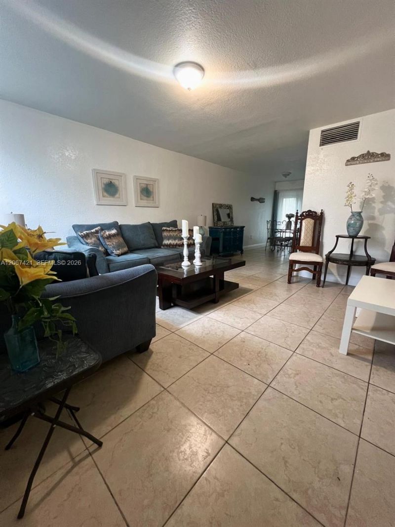 6023 SW 69th St , Unit 78, South Miami, FL 33143 Photo
