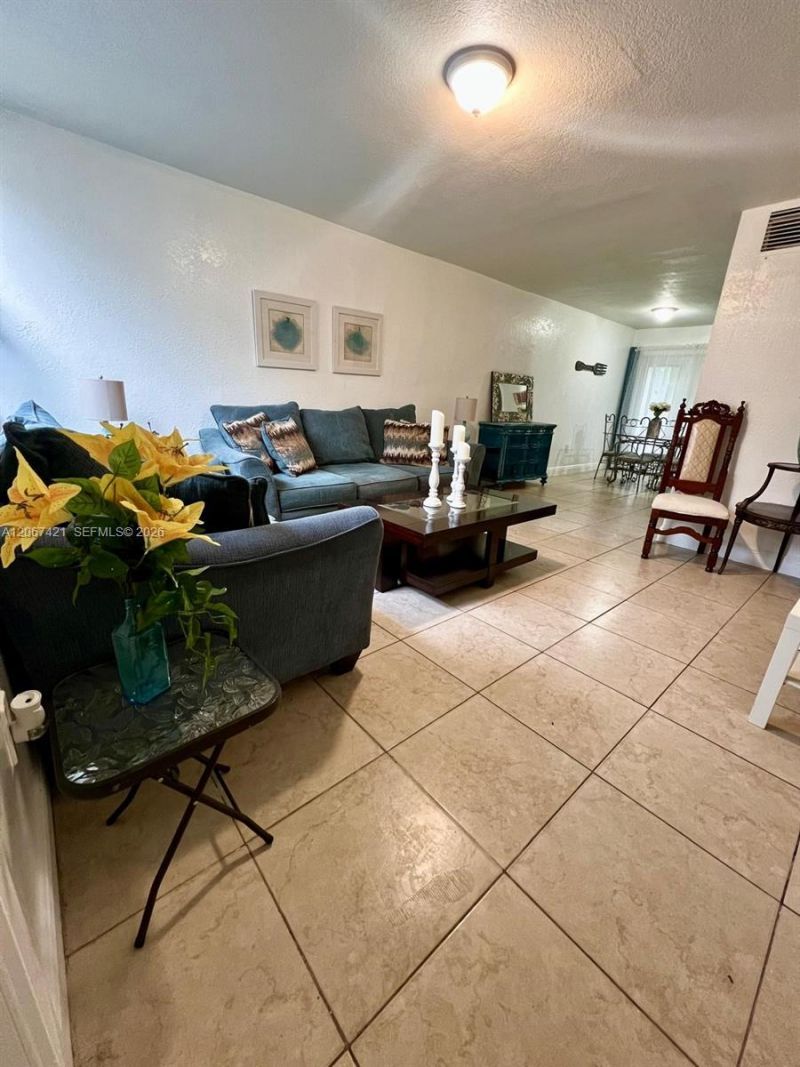 6023 SW 69th St , Unit 78, South Miami, FL 33143 Photo