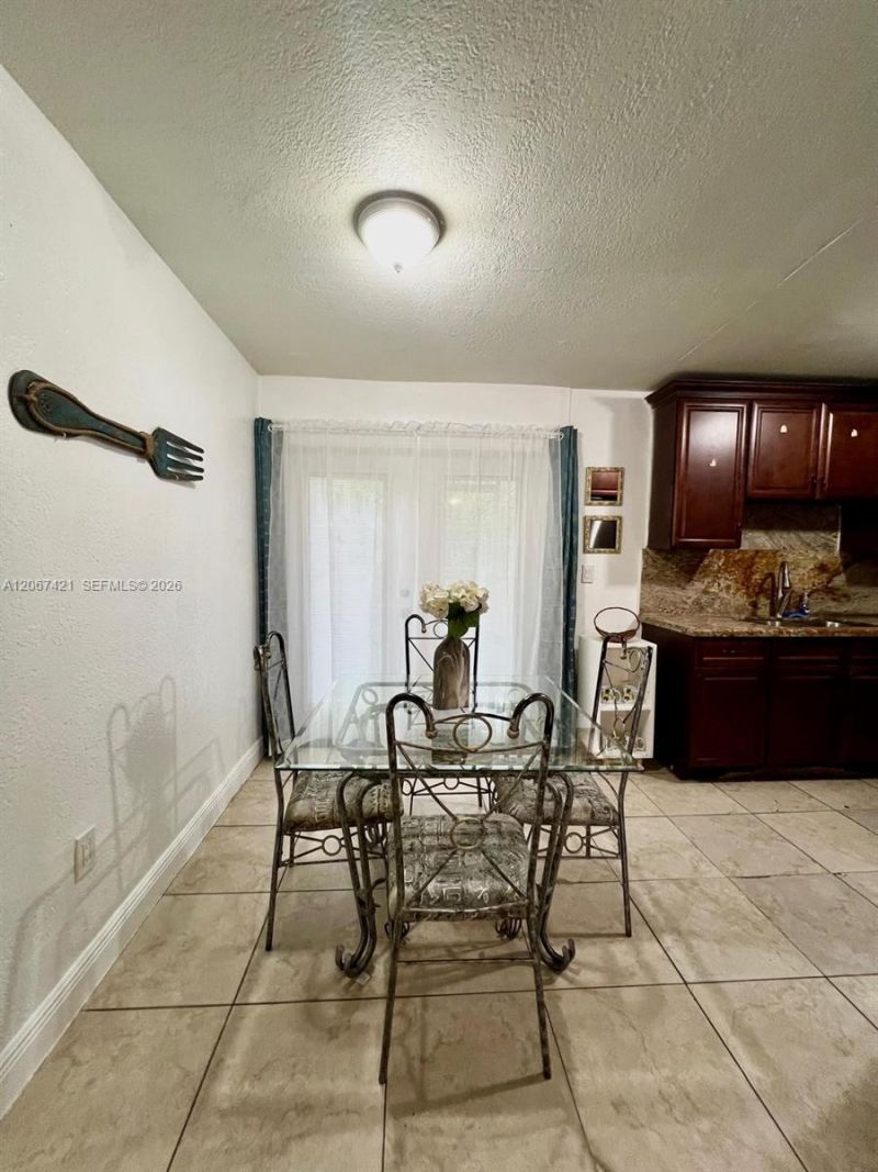 6023 SW 69th St , Unit 78, South Miami, FL 33143 Photo