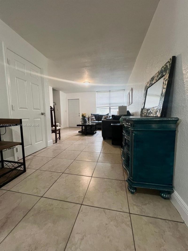 6023 SW 69th St , Unit 78, South Miami, FL 33143 Photo