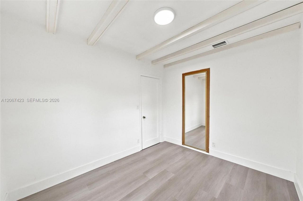 3500 NW 1st St, Unit A, Miami, FL 33125 Photo