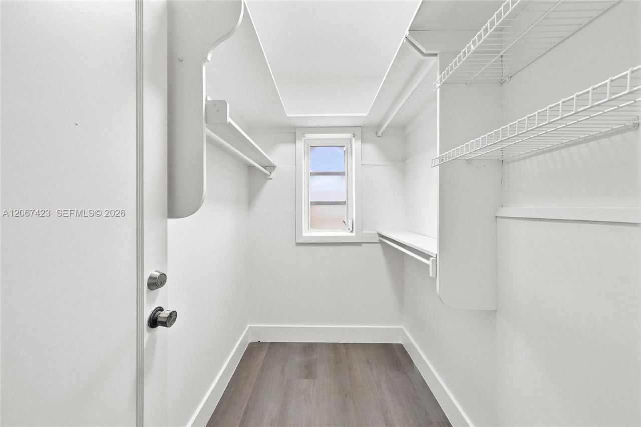 3500 NW 1st St, Unit A, Miami, FL 33125 Photo
