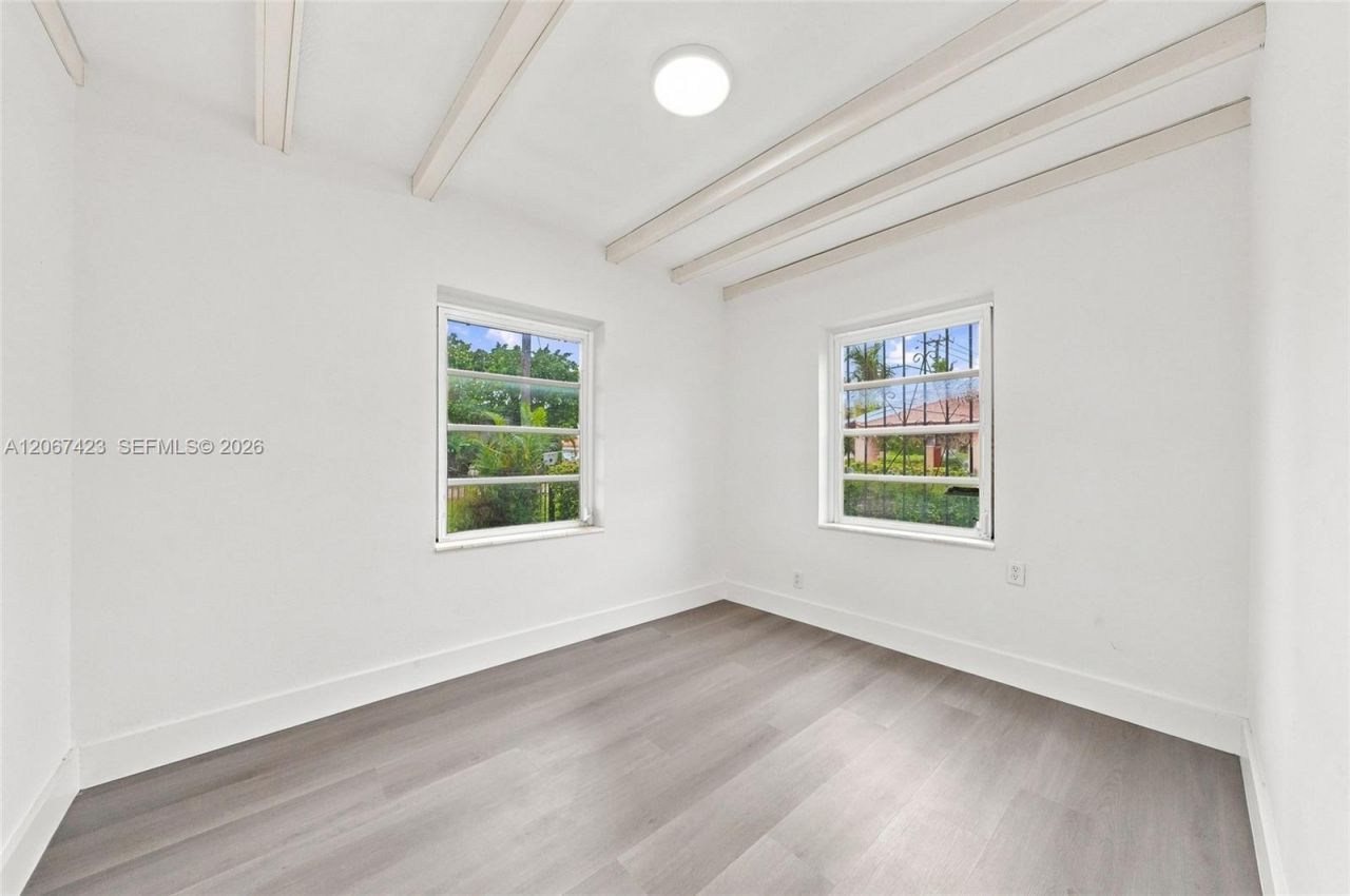3500 NW 1st St, Unit A, Miami, FL 33125 Photo