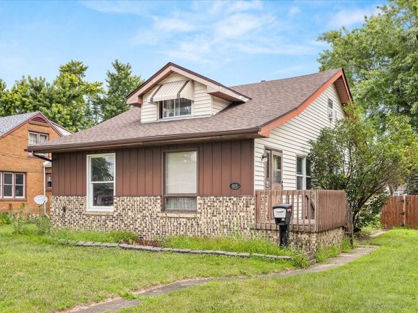 408 N Columbia Avenue , Oglesby, IL 61348