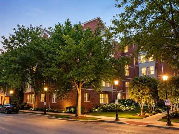 27 E Hattendorf Avenue , Unit 311, Roselle, IL 60172