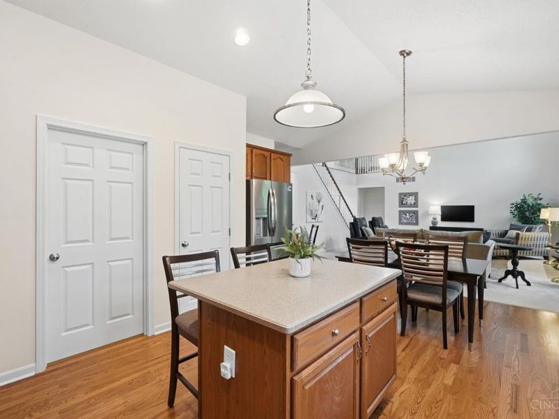 9135 Cedar Gate Drive, Loveland, OH 45140 Photo 12