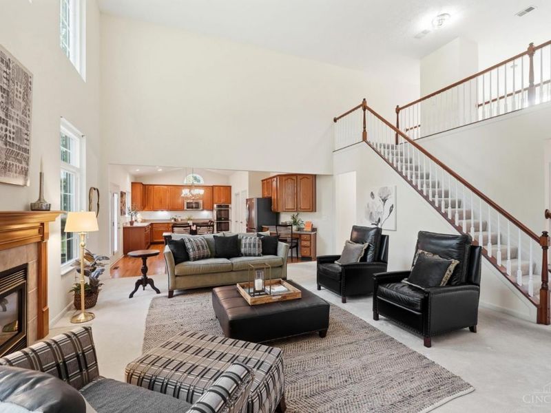 9135 Cedar Gate Drive, Loveland, OH 45140 Photo 5