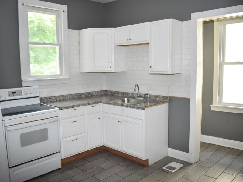 1129 McPherson Avenue, Cincinnati, OH 45205 Photo 4