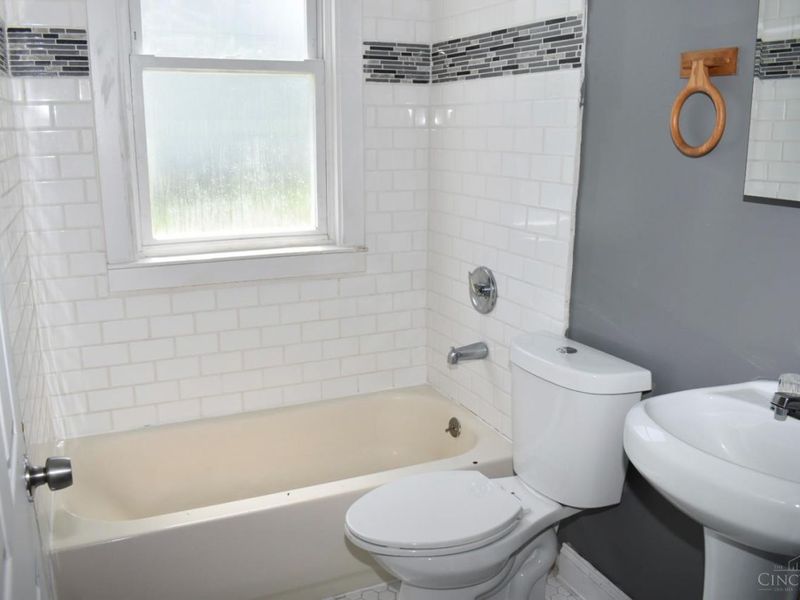 1129 McPherson Avenue, Cincinnati, OH 45205 Photo 8