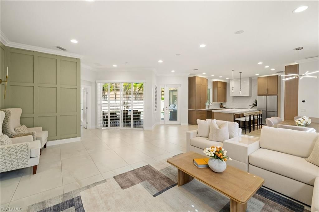 9798 Rocky Bank Dr, Naples, FL 34109 Photo