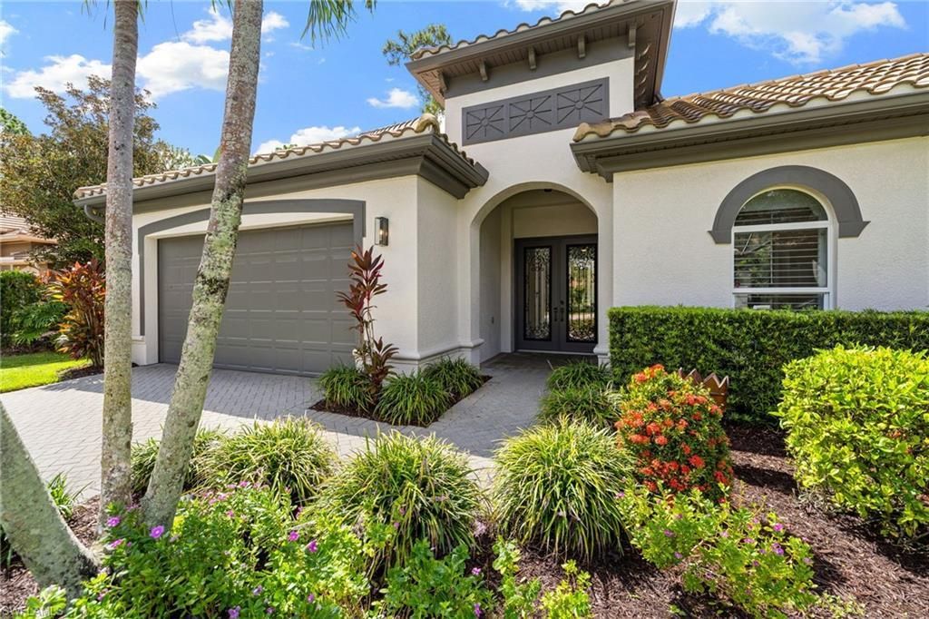 9798 Rocky Bank Dr, Naples, FL 34109 Photo
