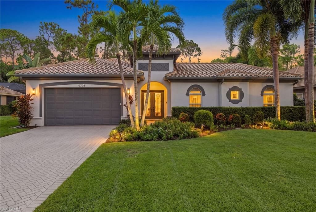 9798 Rocky Bank Dr, Naples, FL 34109 Photo