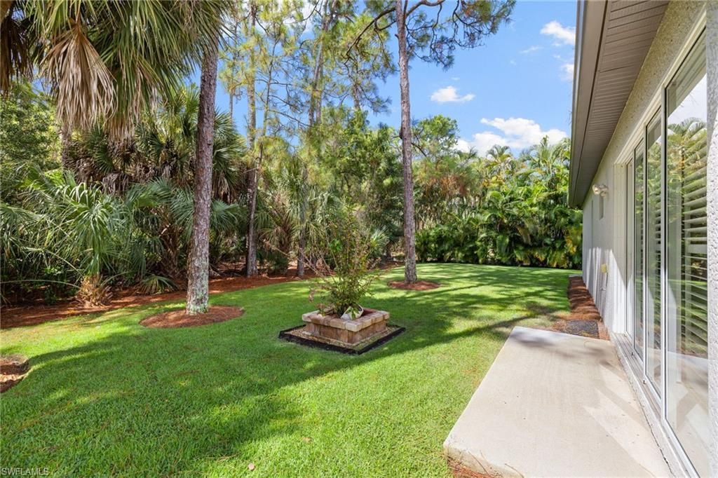 9798 Rocky Bank Dr, Naples, FL 34109 Photo