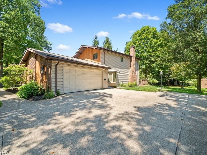 6551 Queens Way , Brecksville, OH 44141 Photo 35