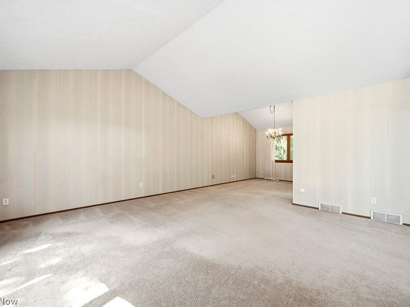 6551 Queens Way , Brecksville, OH 44141 Photo 5