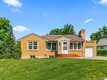 3702 N 60 Street, Omaha, NE 68104