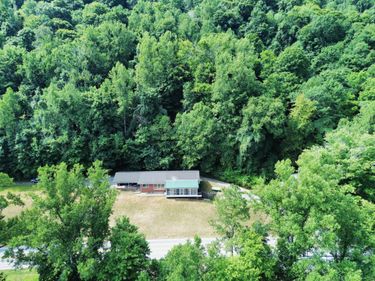 1556 KY-8, Vanceburg, KY 41179