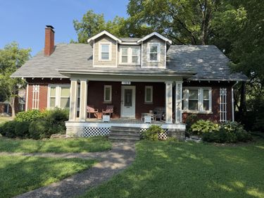1909 Nicholasville Road, Lexington, KY 40503