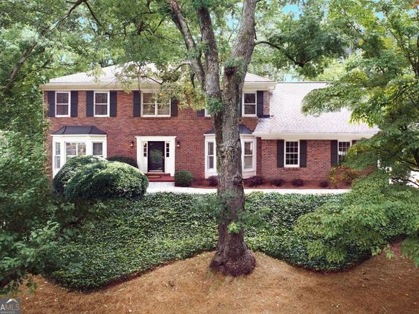 5165 Wellshire Place, Atlanta, GA 30338