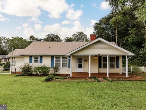 382 Elizabeth Street, Commerce, GA 30529