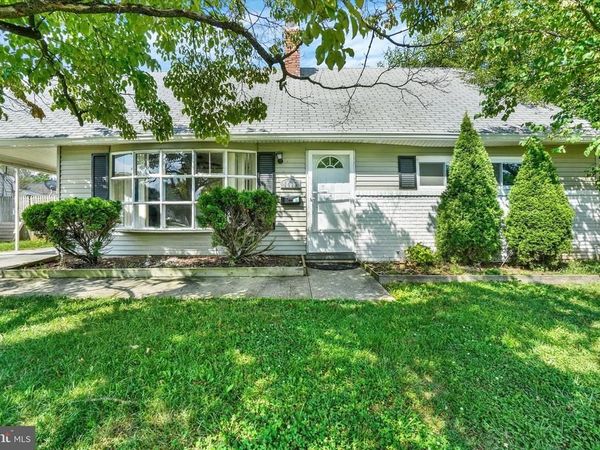 1417 CONTINENTAL ROAD, YORK, PA 17404