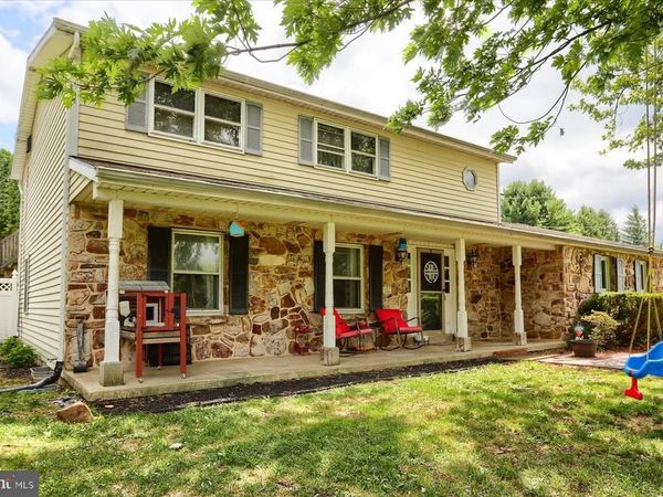 900 S MEADOW LANE, PALMYRA, PA 17078