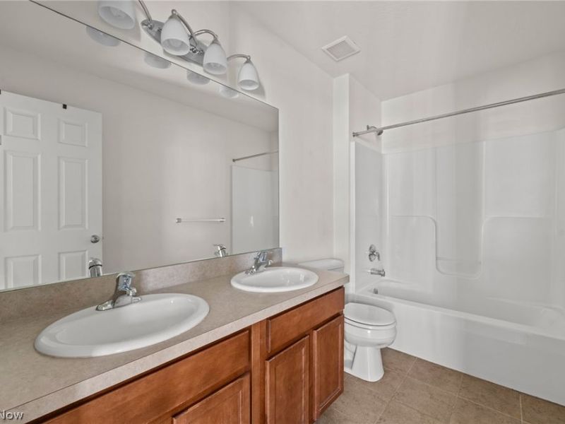 1926 E 86th Street , Cleveland, OH 44106 Photo 23