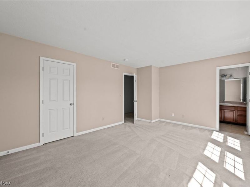 1926 E 86th Street , Cleveland, OH 44106 Photo 27