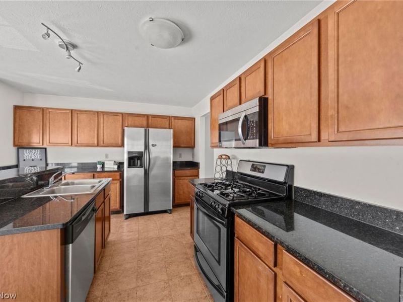 1926 E 86th Street , Cleveland, OH 44106 Photo 9
