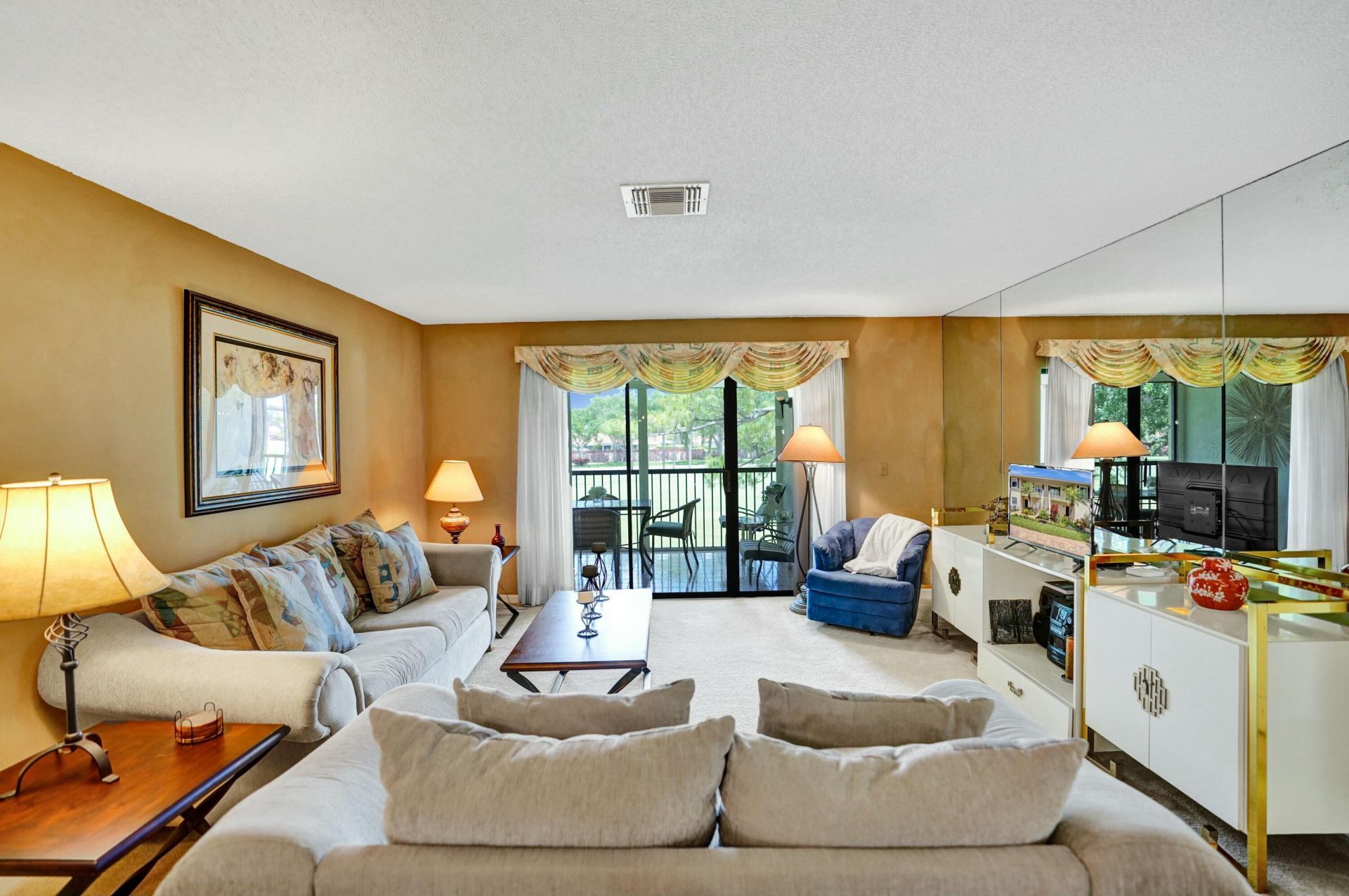 19 Stratford Drive E, Unit F, Boynton Beach, FL 33436 Photo