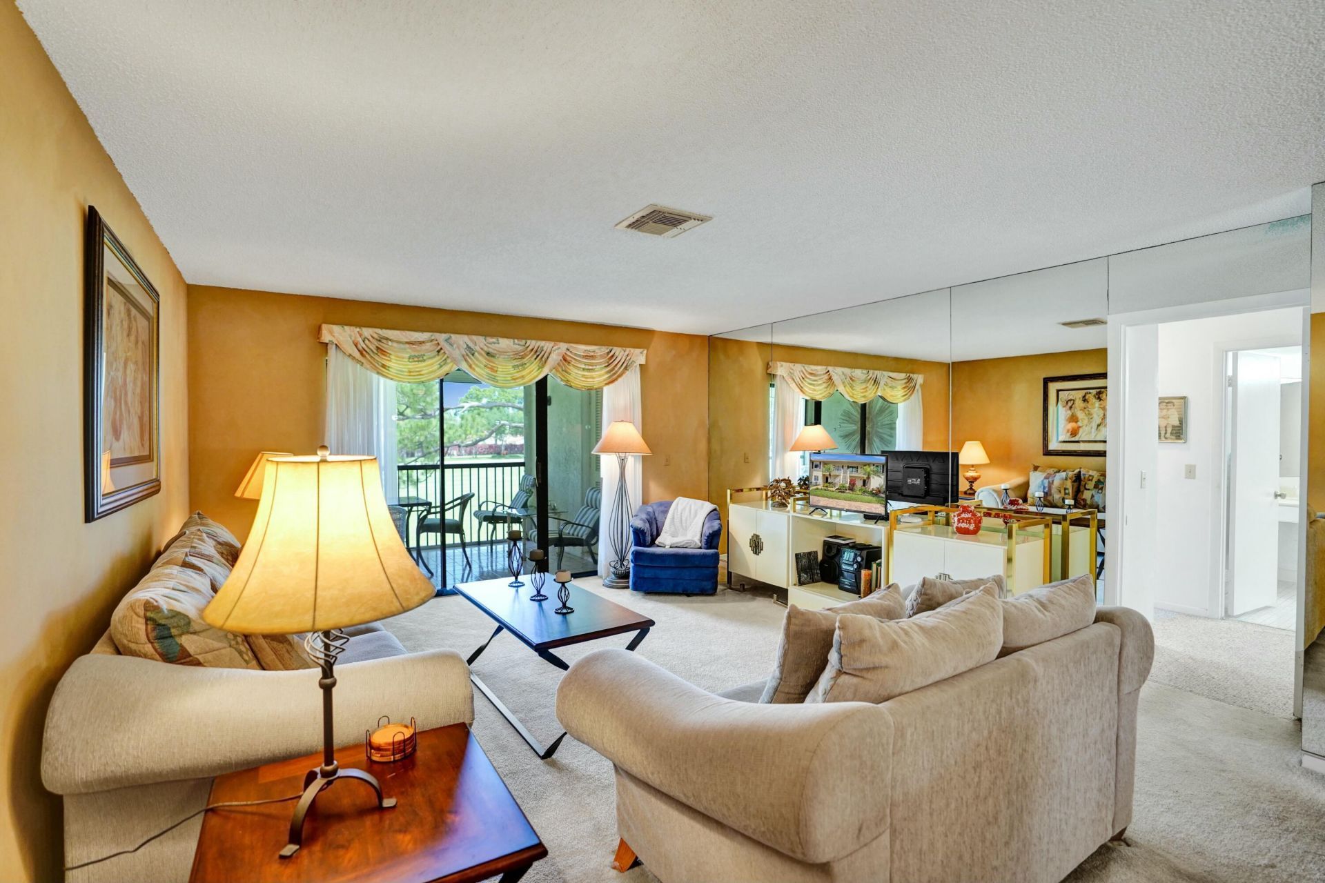 19 Stratford Drive E, Unit F, Boynton Beach, FL 33436 Photo