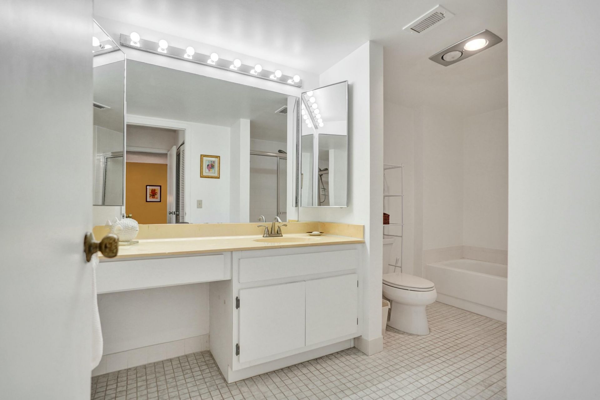 19 Stratford Drive E, Unit F, Boynton Beach, FL 33436 Photo