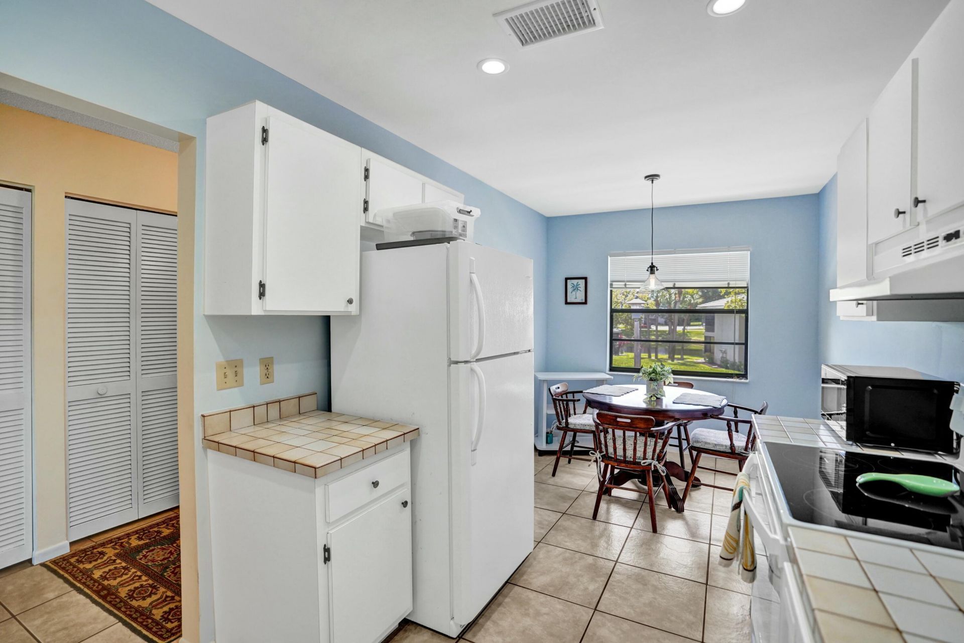19 Stratford Drive E, Unit F, Boynton Beach, FL 33436 Photo