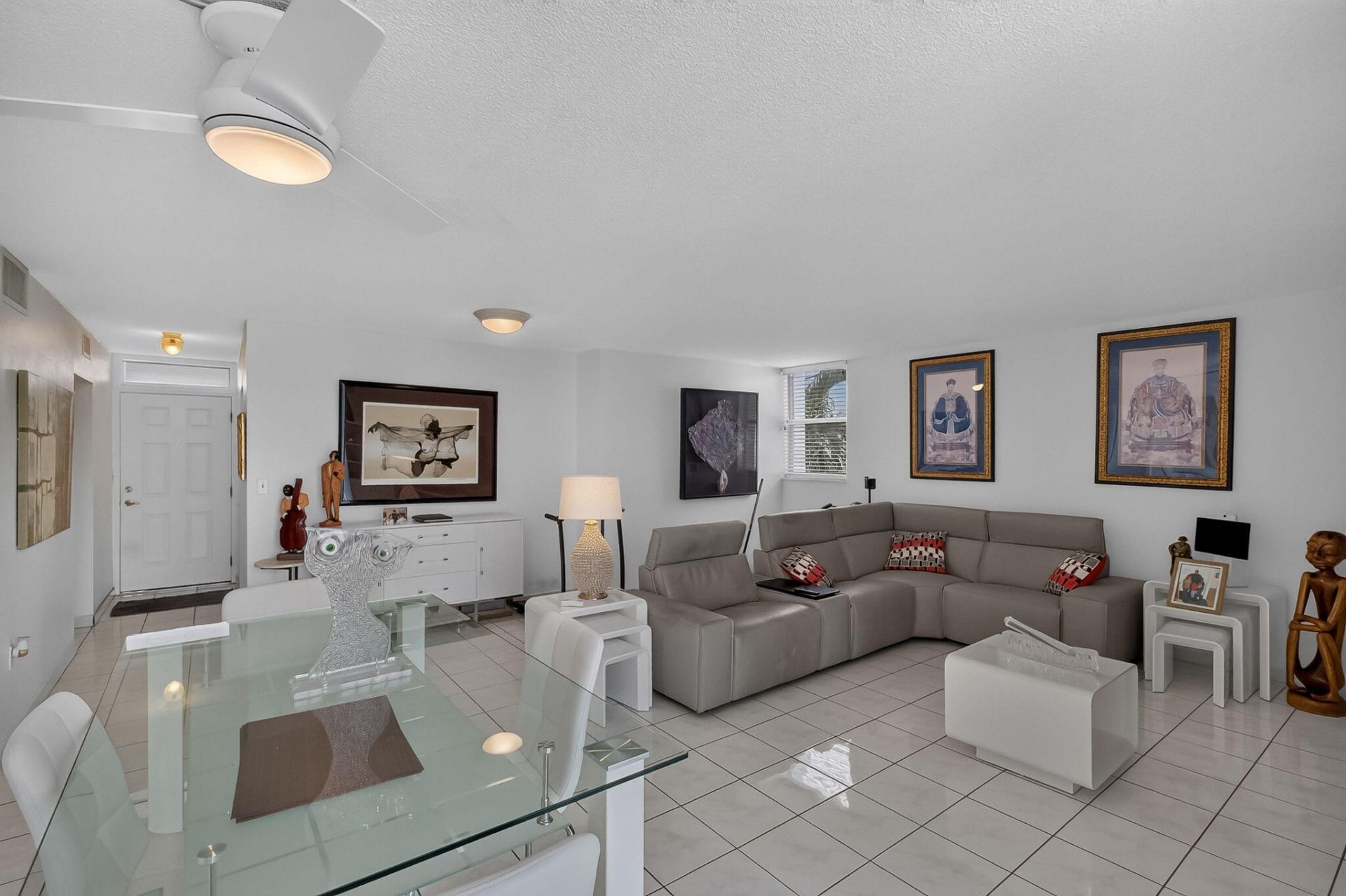 1045 10th Street, Unit 301, Miami Beach, FL 33139 Photo
