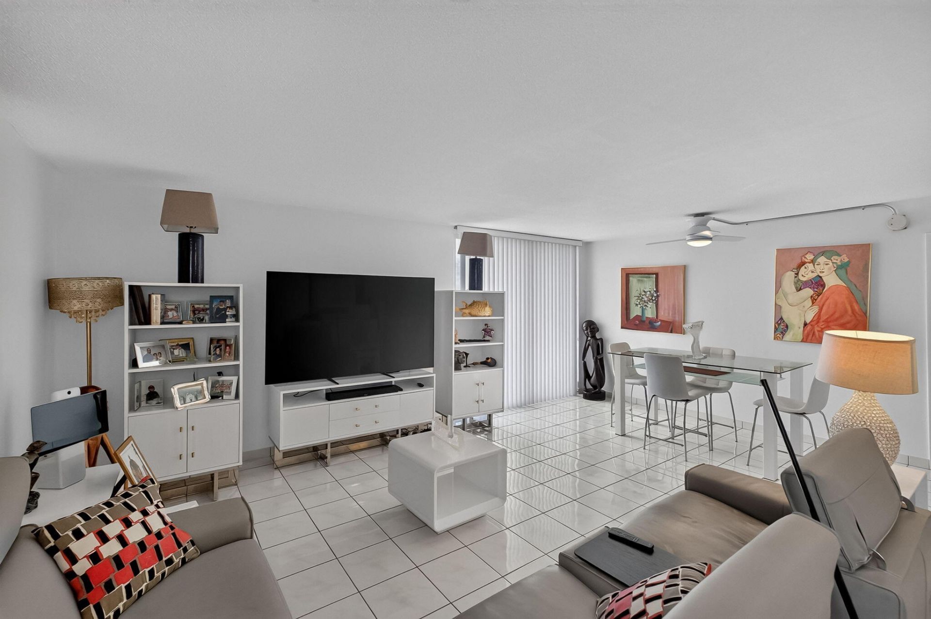 1045 10th Street, Unit 301, Miami Beach, FL 33139 Photo