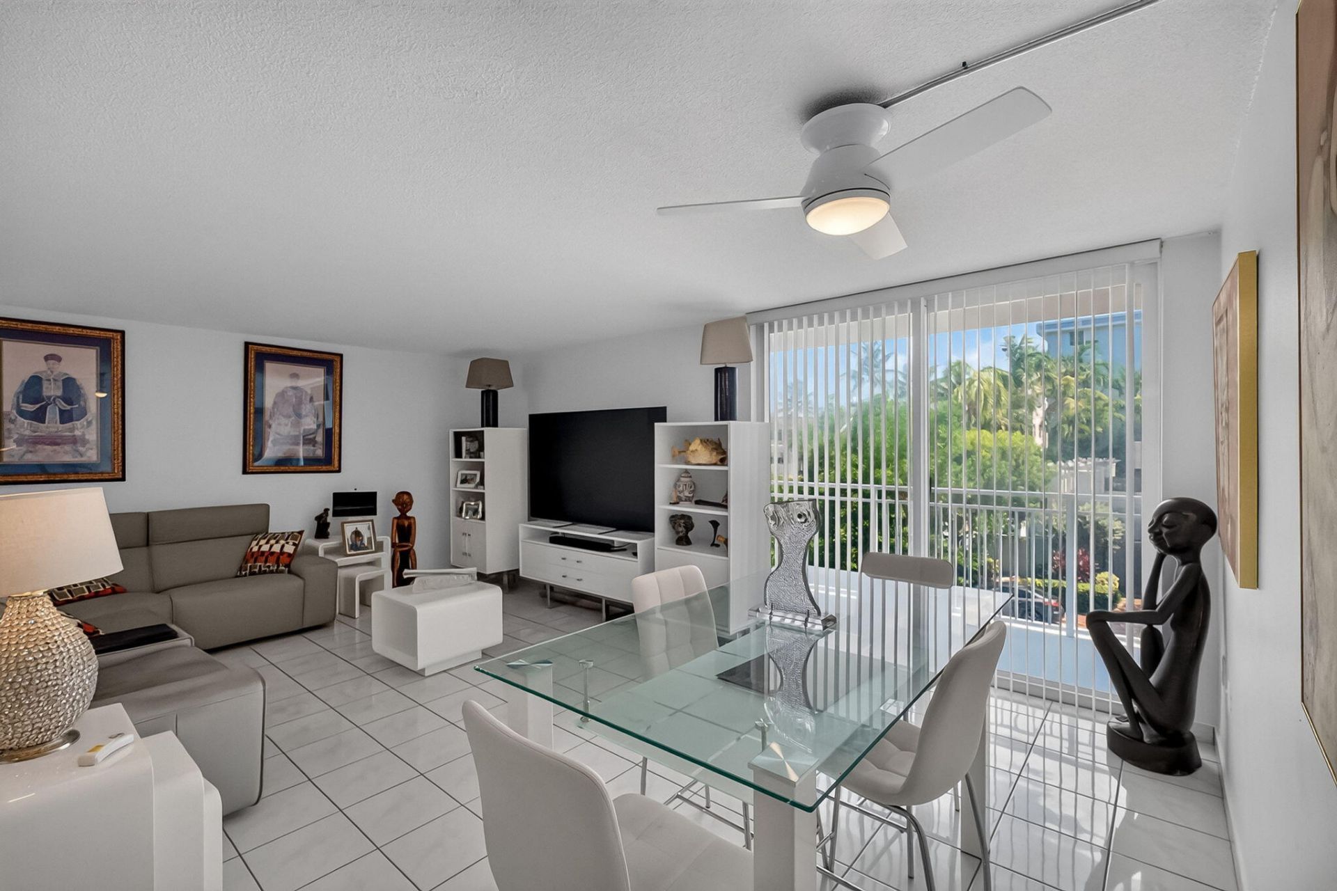 1045 10th Street, Unit 301, Miami Beach, FL 33139 Photo