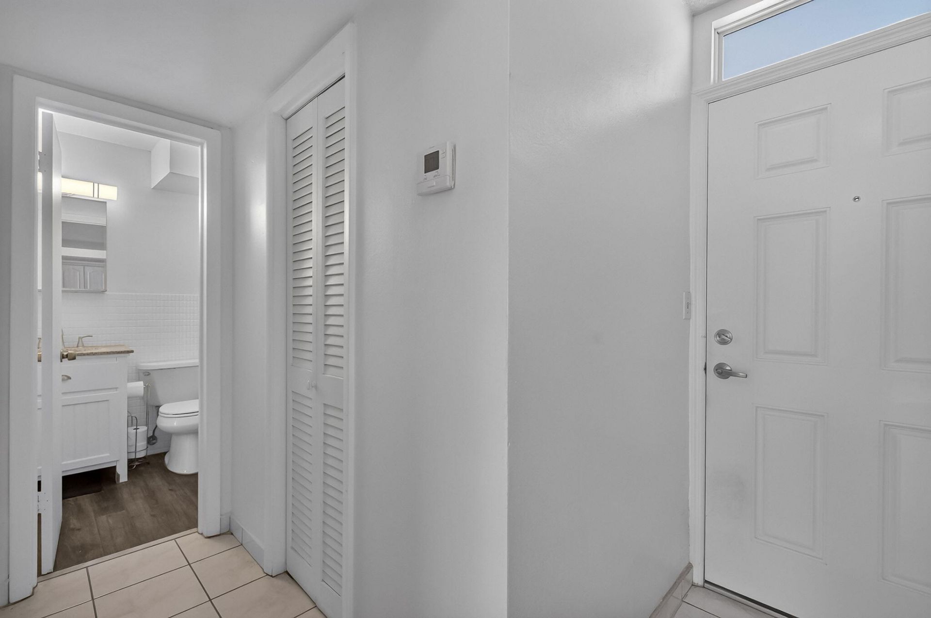 1045 10th Street, Unit 301, Miami Beach, FL 33139 Photo