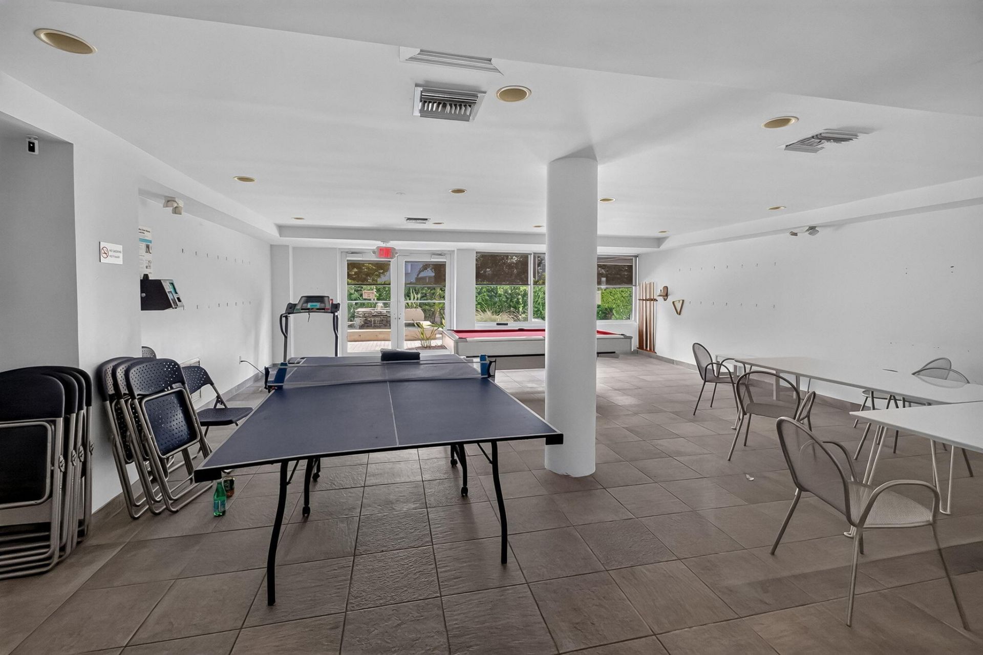1045 10th Street, Unit 301, Miami Beach, FL 33139 Photo