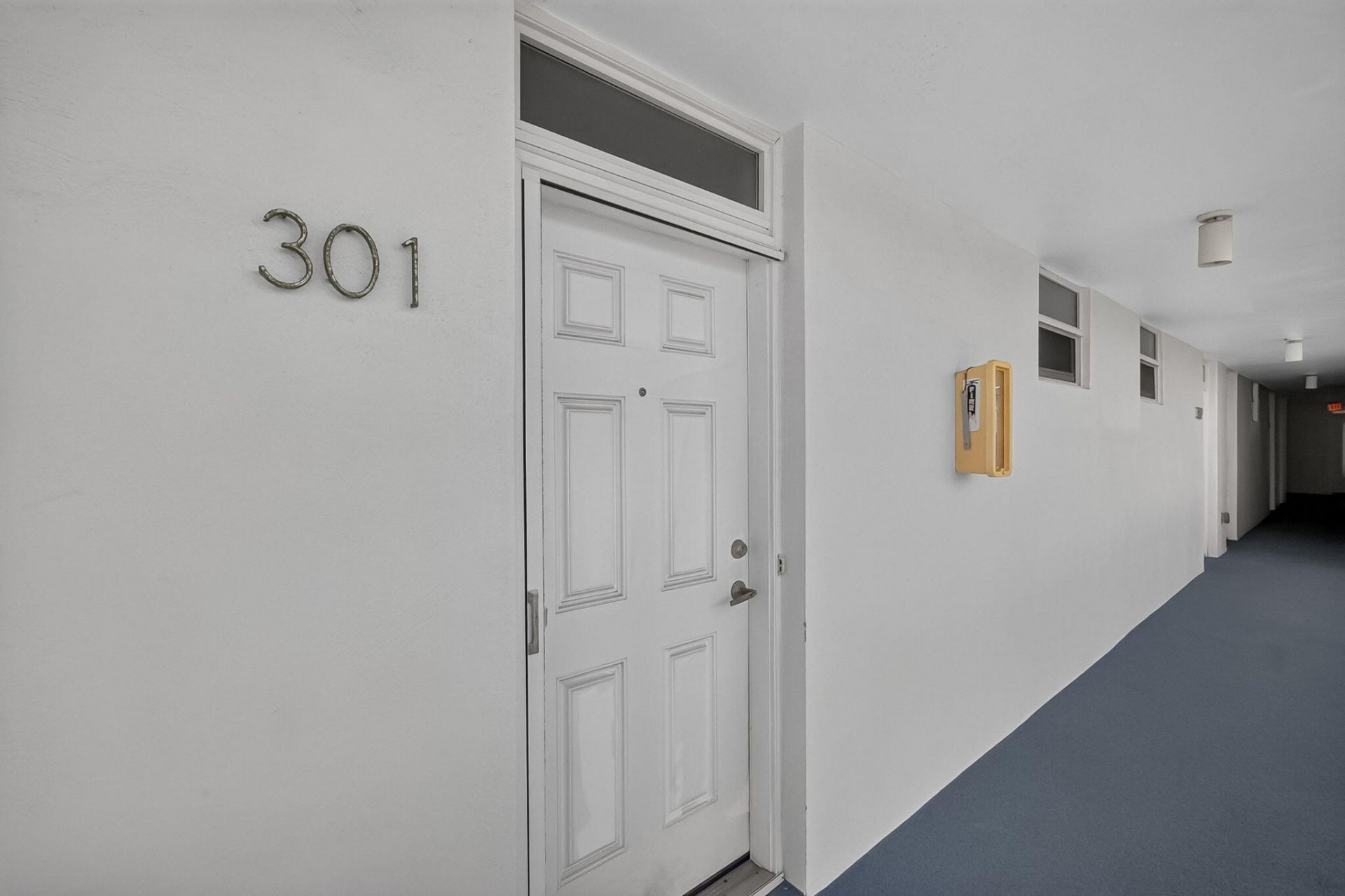 1045 10th Street, Unit 301, Miami Beach, FL 33139 Photo
