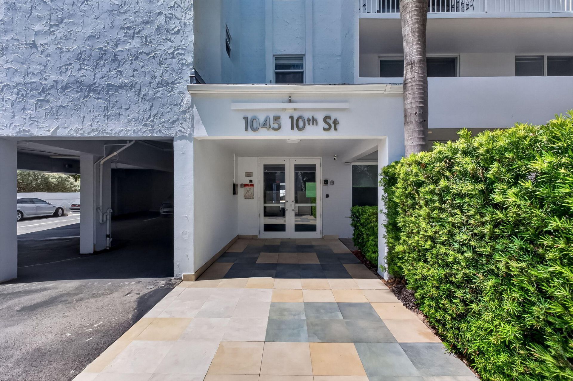 1045 10th Street, Unit 301, Miami Beach, FL 33139 Photo