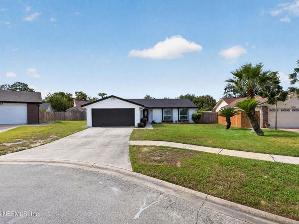 12240 CHIPPENHAM Court, Jacksonville, FL 32225