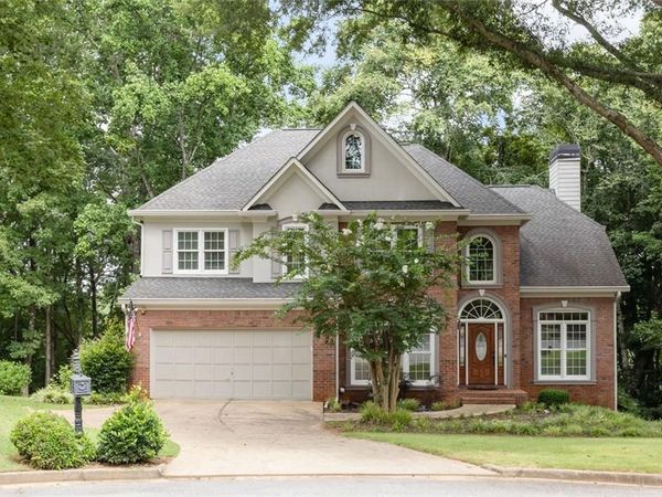 4055 Vista Point Lane, Suwanee, GA 30024