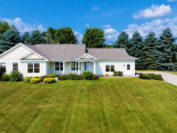 5162 Stonefield Drive, Traverse City, MI 49684