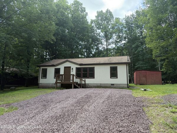 35 Sunshine Drive, White Haven, PA 18661