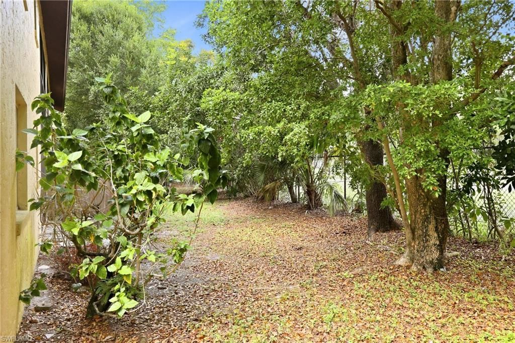1450 Green Valley Cir, Unit 502, Naples, FL 34104 Photo