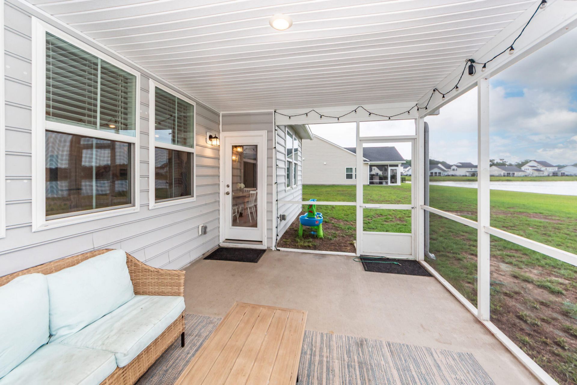6976 Pumpkinseed Drive Photo 45